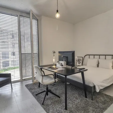 Modern Studio In Lausanne #a2-06 *